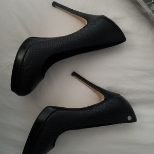 Calvin Klein Black Pumps